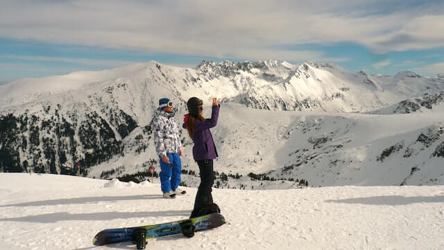 Skiing in Bansko