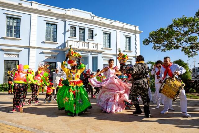 Women dancing in Colombia